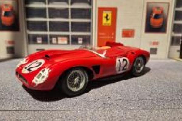 1/24 1956 Ferrari 625 TR Le Mans #12 Maurice Trintignant