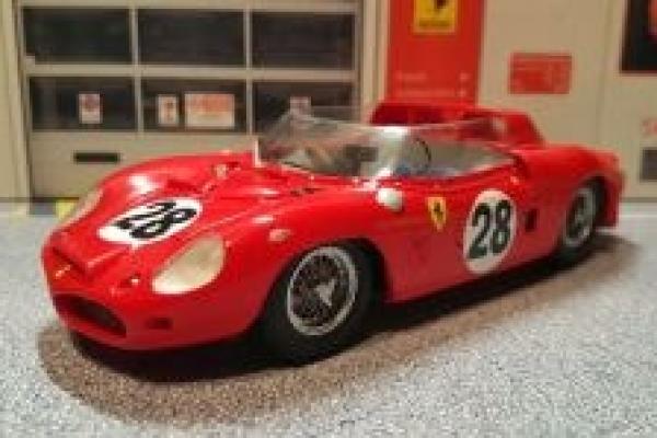 1/24 1962 Ferrari 246 SP Dino Le Mans #28 Pedro Rodriguez / Ricardo Rodriguez