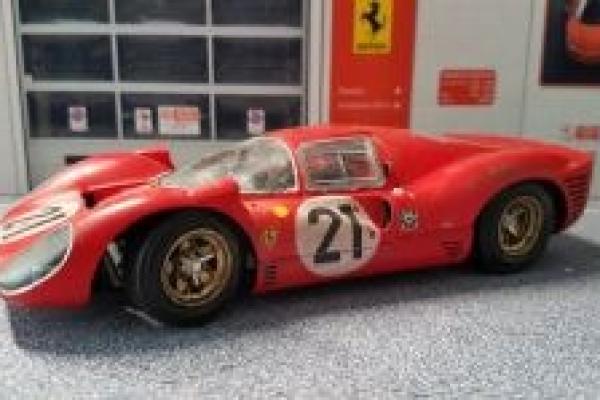 1/24 1967 Ferrari 330 P4 Le Mans #21 Mike Parkes / Ludovico Scarfiotti